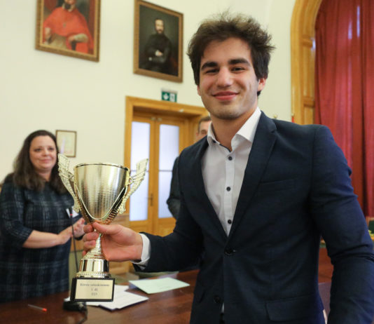 Utólag már a bolond is okos volt az Eötvös szónokverseny 2023-as döntőjében